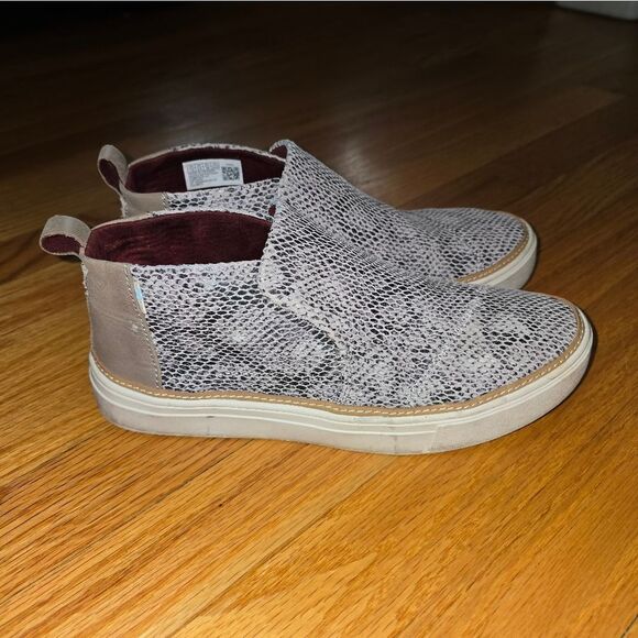 Toms Animal Print Flat Ankle Boots Womans Size 7.5 - Picture 1 of 7